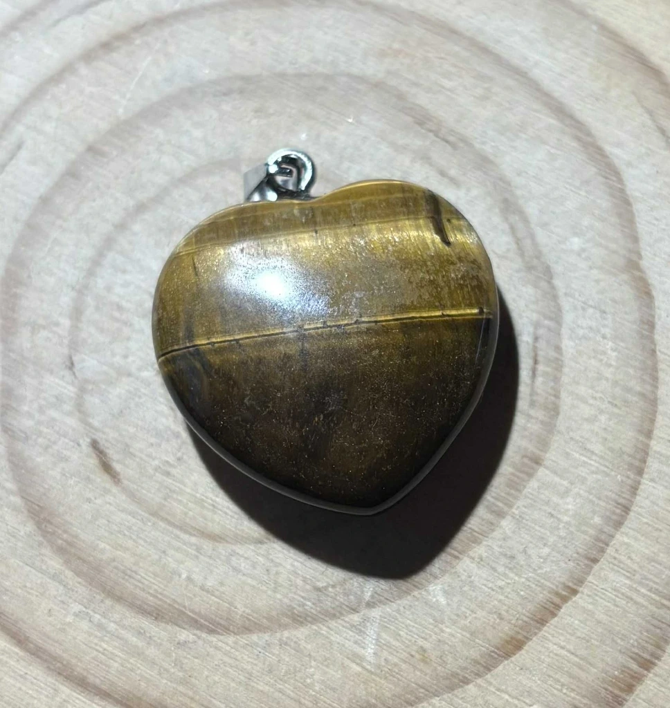 Pendentif Œil de tigre cœur