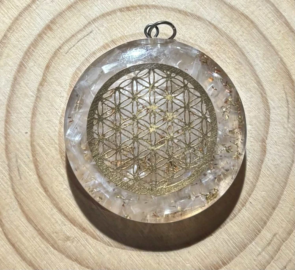 Pendentif Orgonite fleur de vie