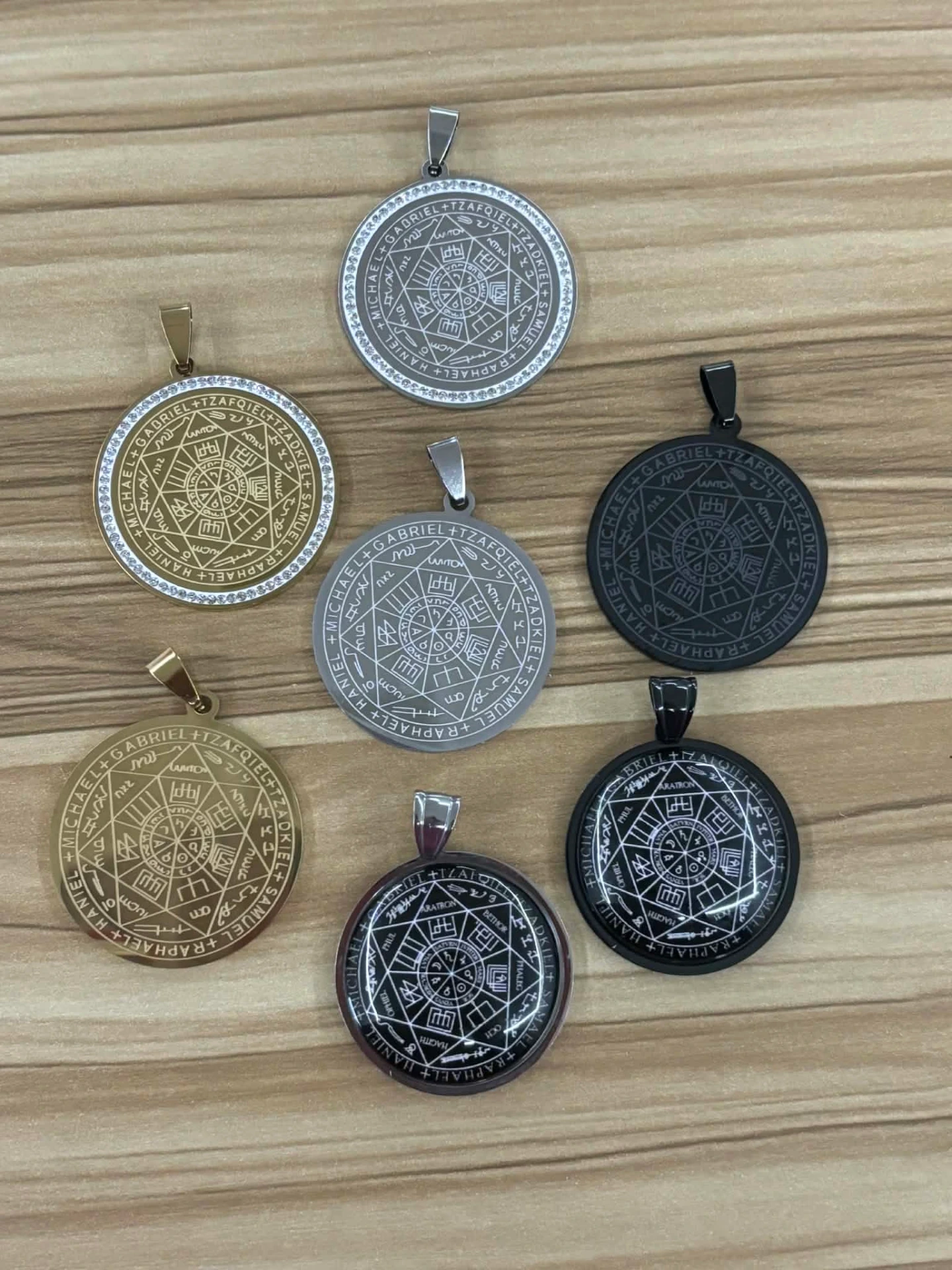 Pendentif Archanges acier