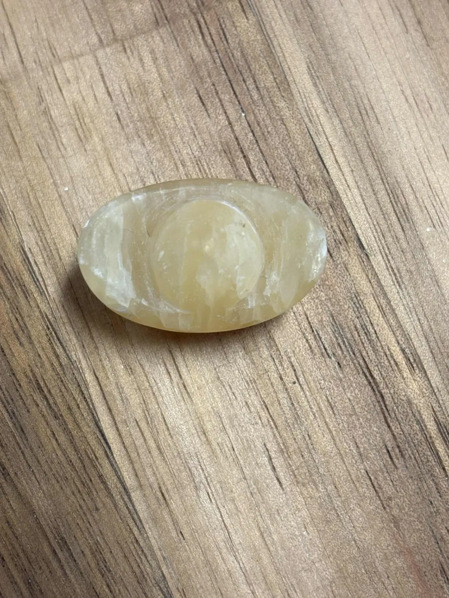 Calcite orange lingot