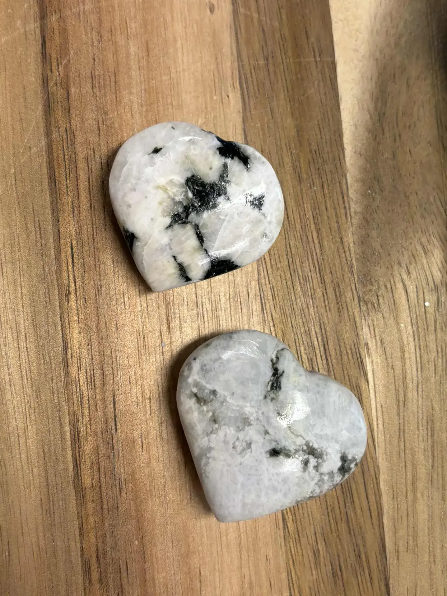 Pierre de lune cœur