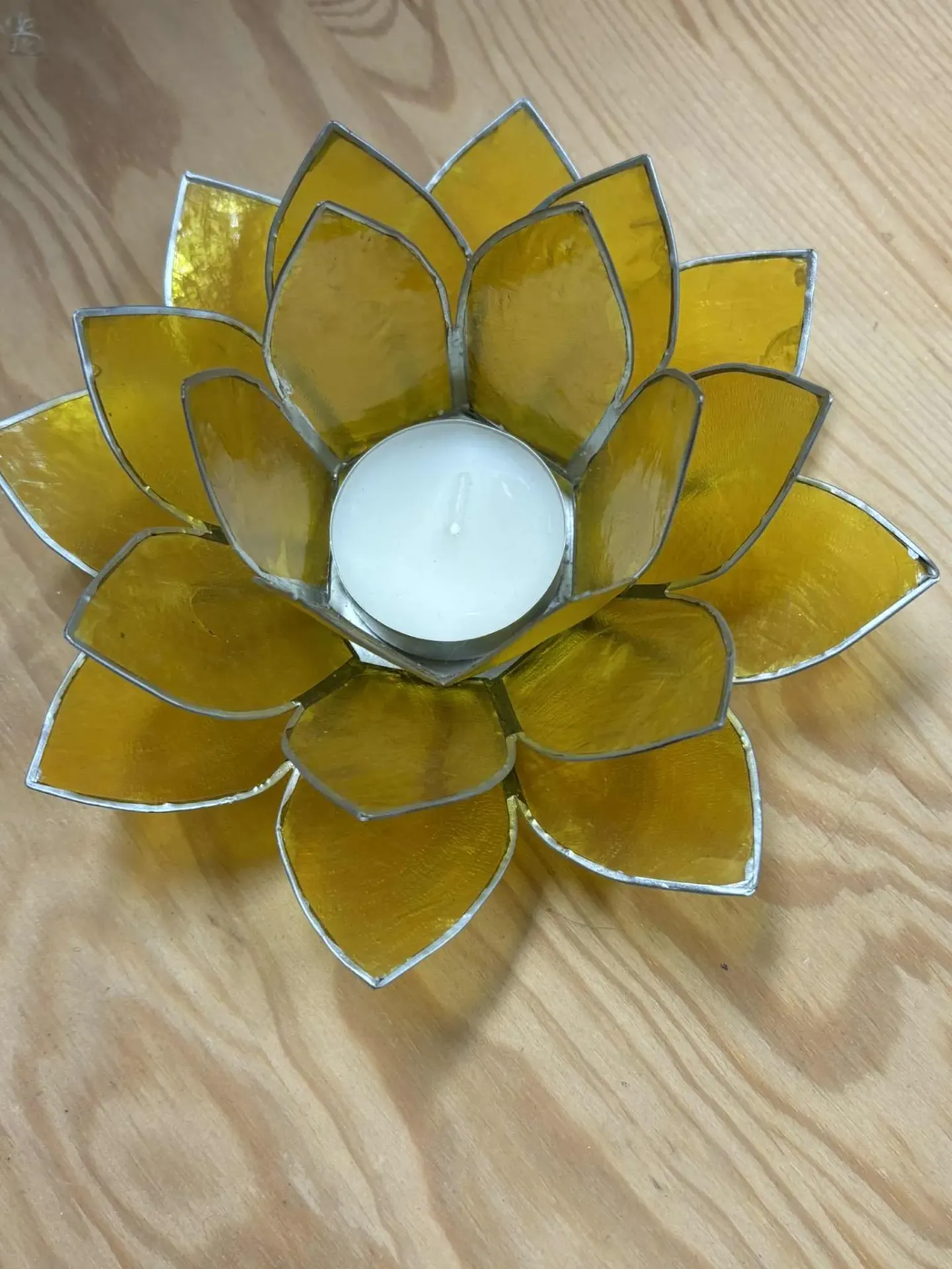 Bougeoir fleur de lotus jaune