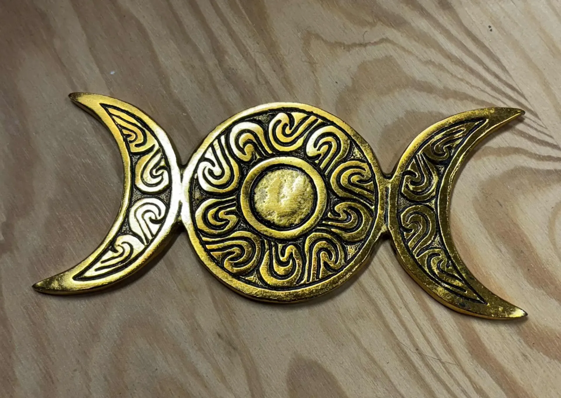 Triple lune en métal