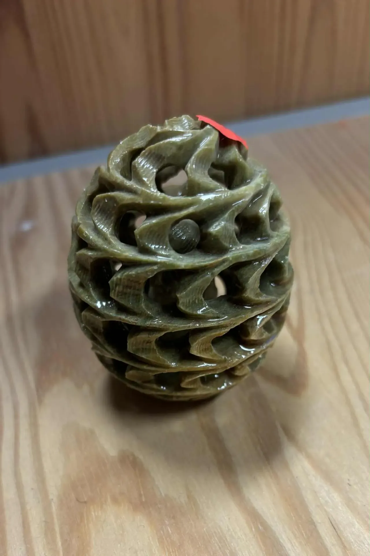 Œuf sculpté en pierre de savon hibou