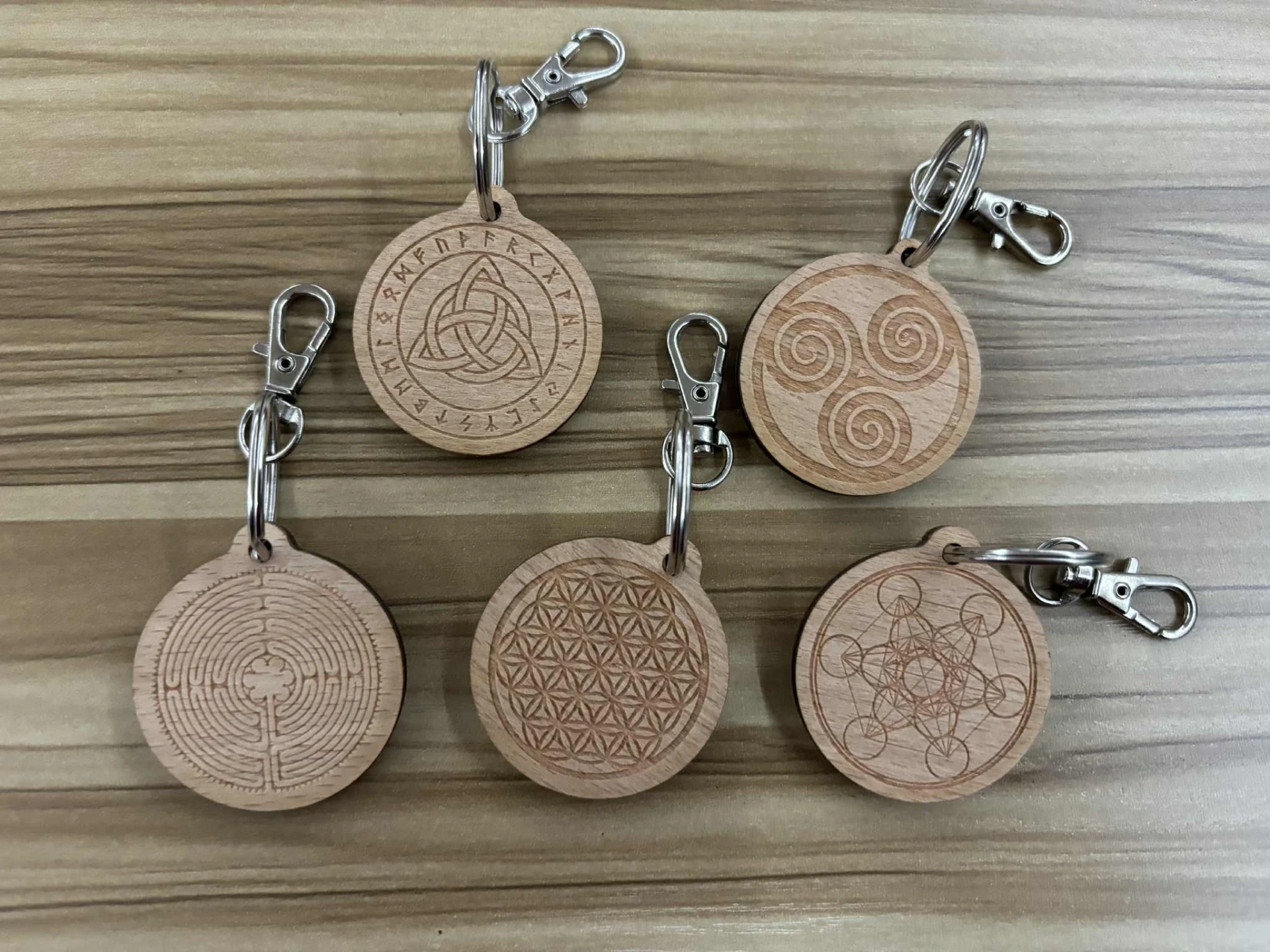 Porte-clés Bois forme géométrique