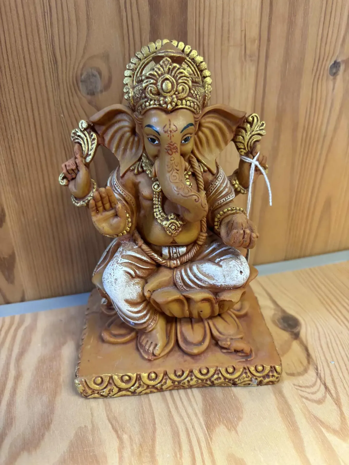 Ganesh en résine brune
