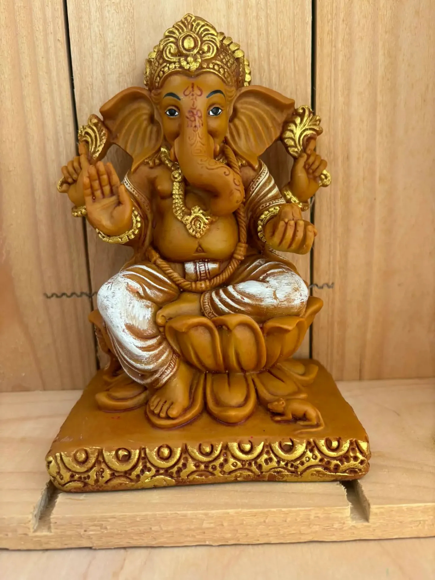 Ganesh en résine brune