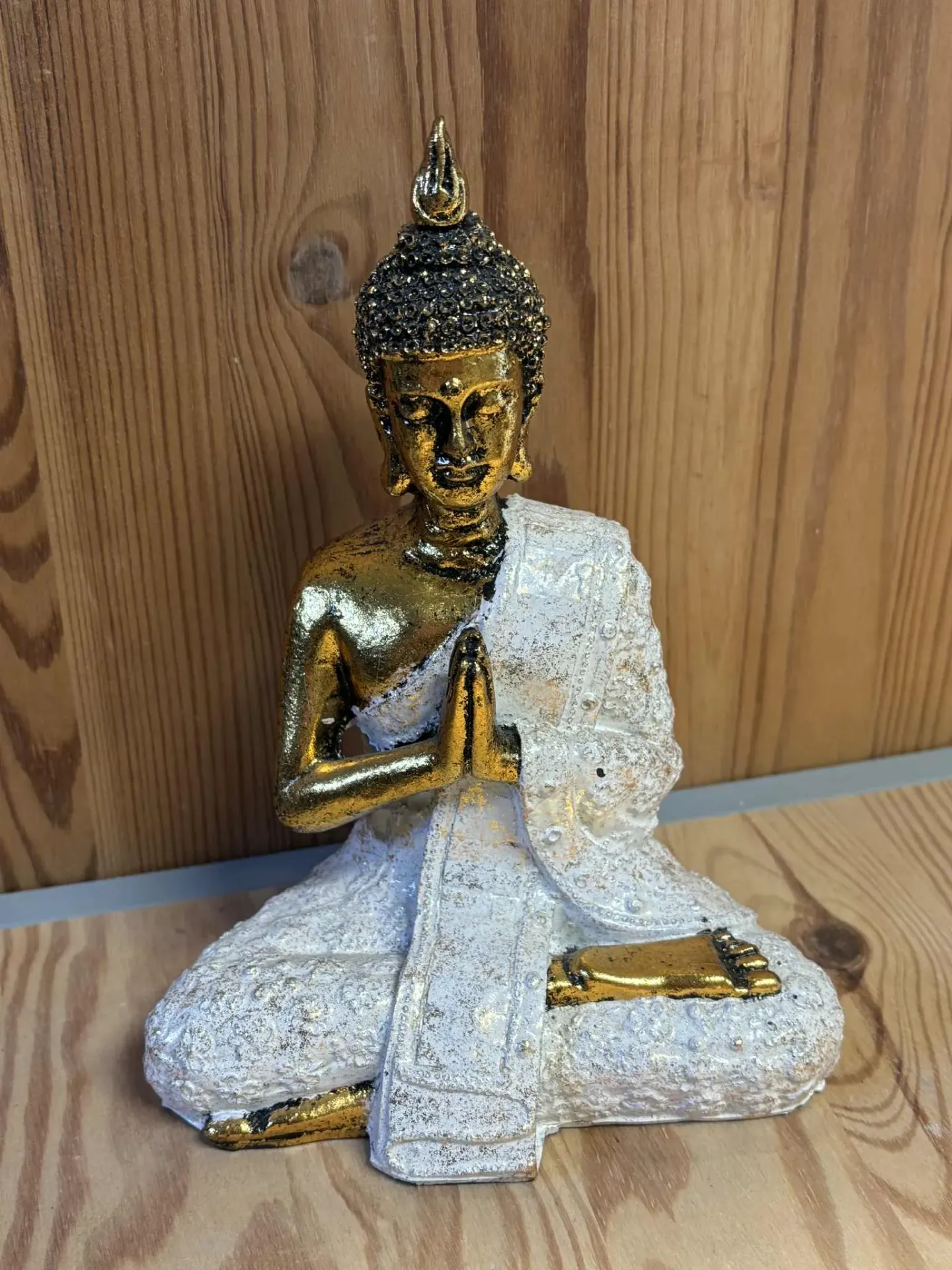 Bouddha Gautama résine blanc/doré
