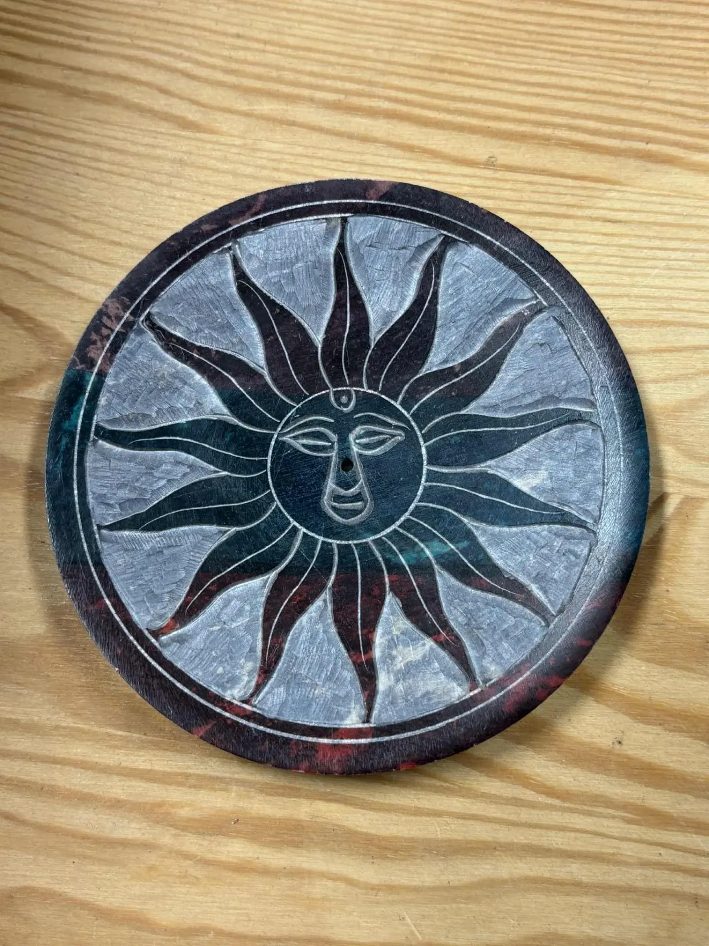 Porte encens soleil en pierre de savon