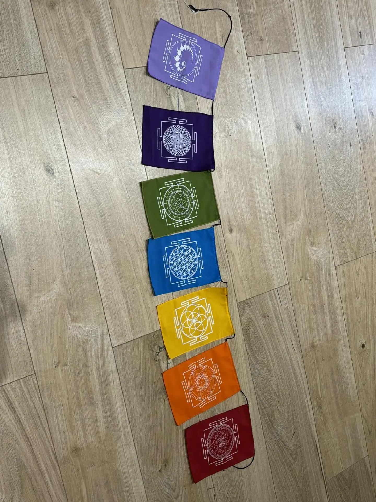 Bannière symboles spirituels coloré M