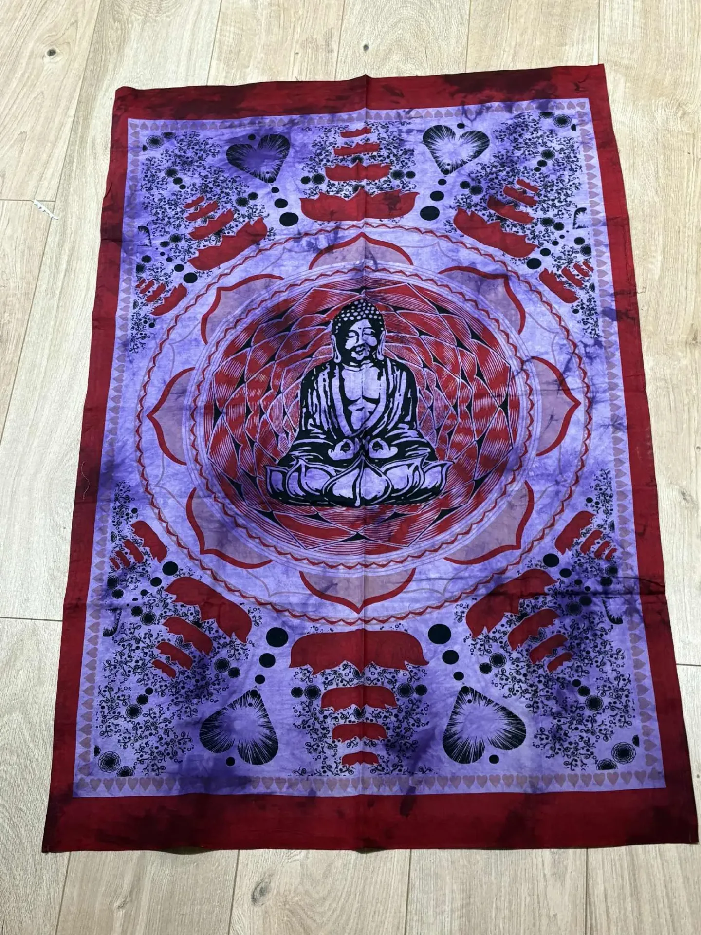 Tissus bouddha violet/bordeau
