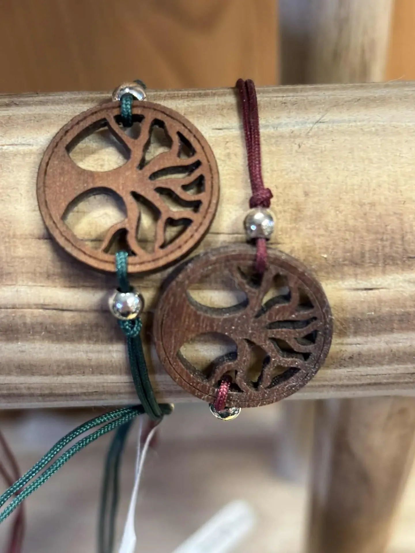Bracelet Arbre de vie en bois cordelette