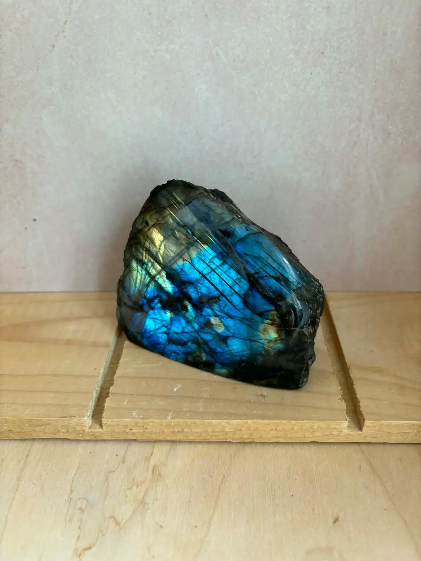 Labradorite grande mi brute