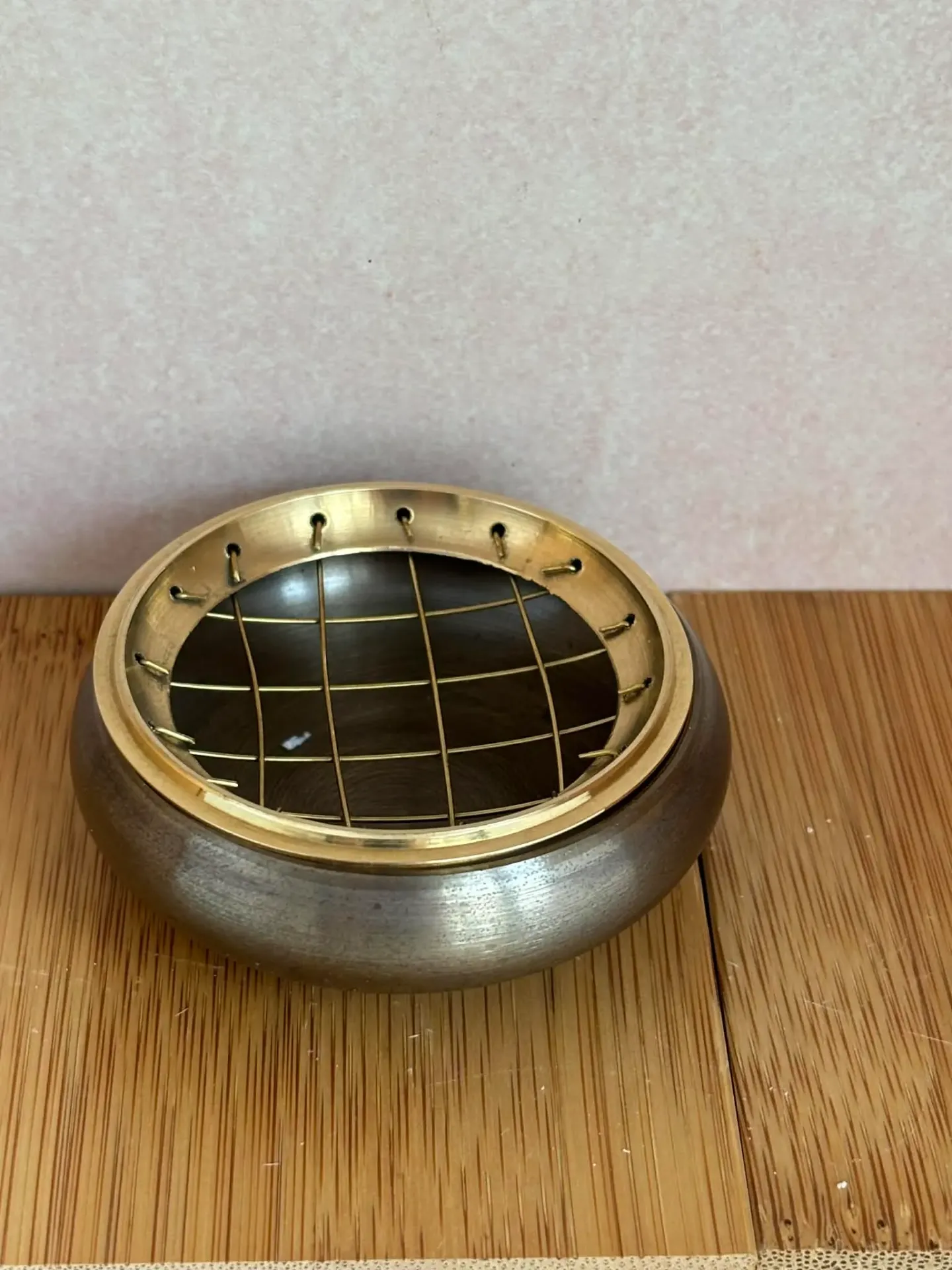 Porte charbon en laiton