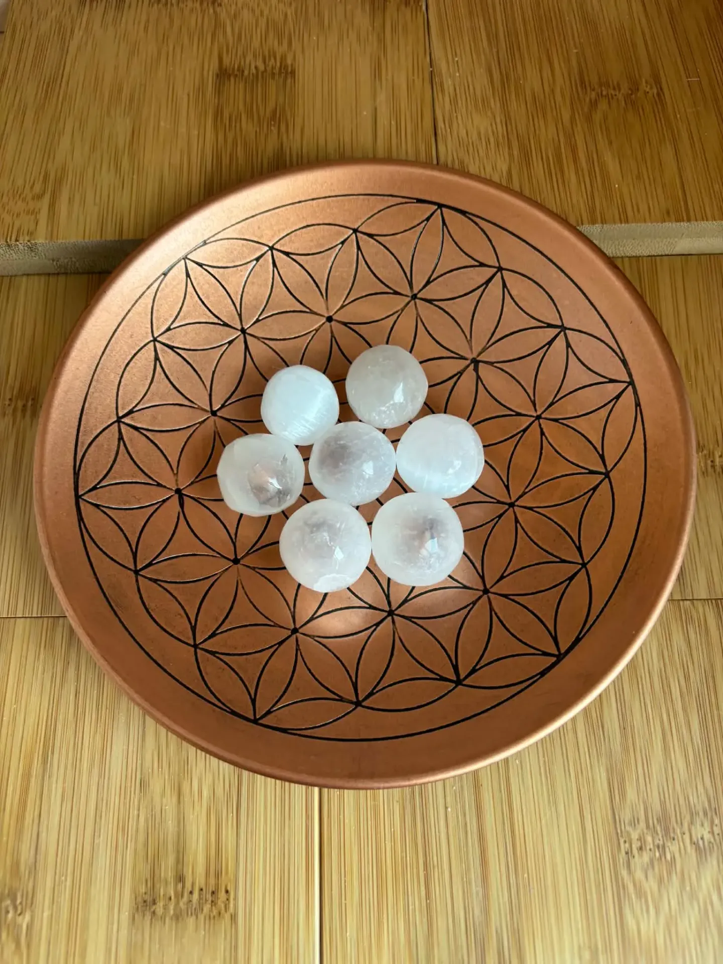 Sélénite blanche boule mini