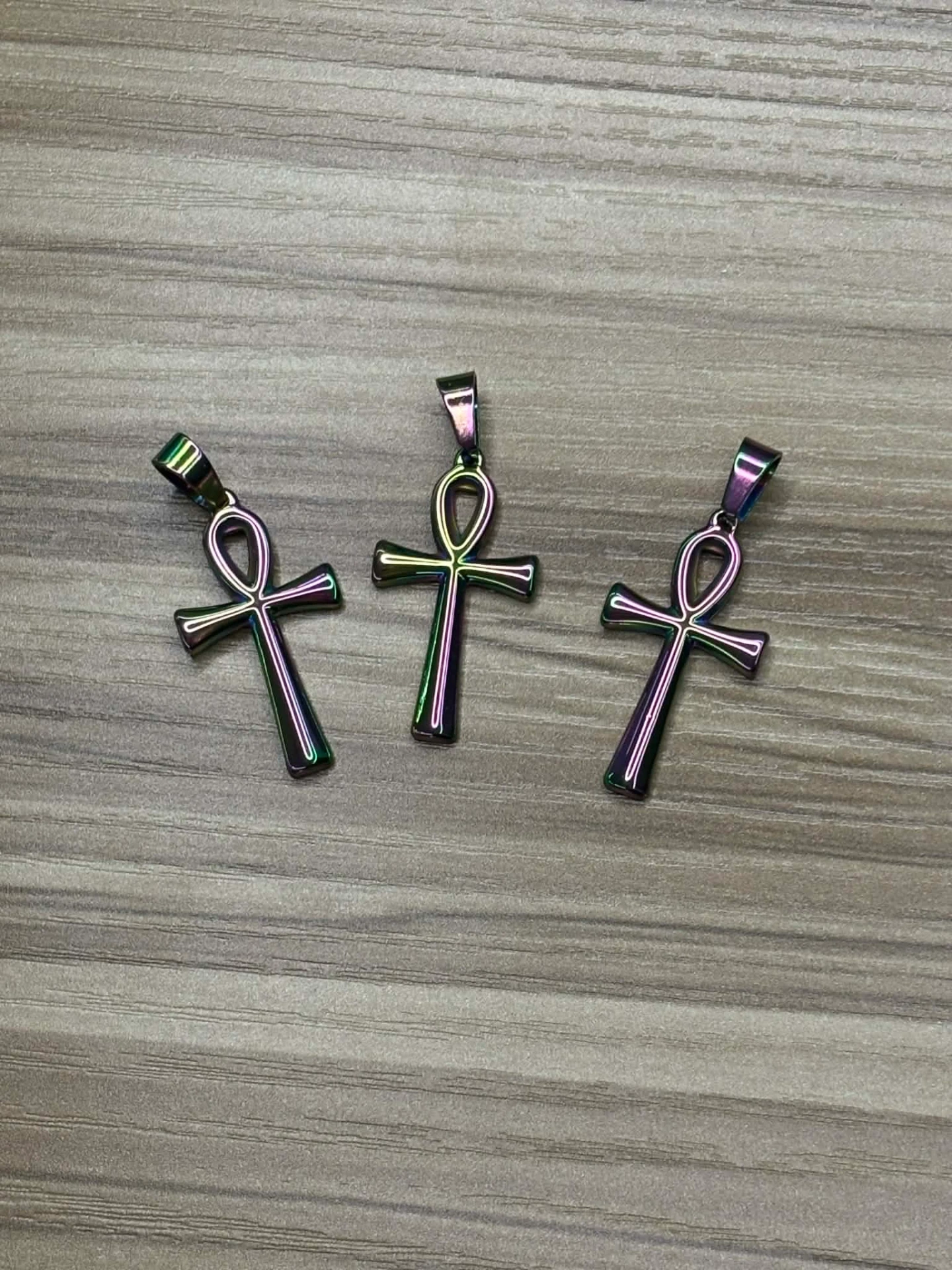 Pendentif Croix d'Anhk multicolore