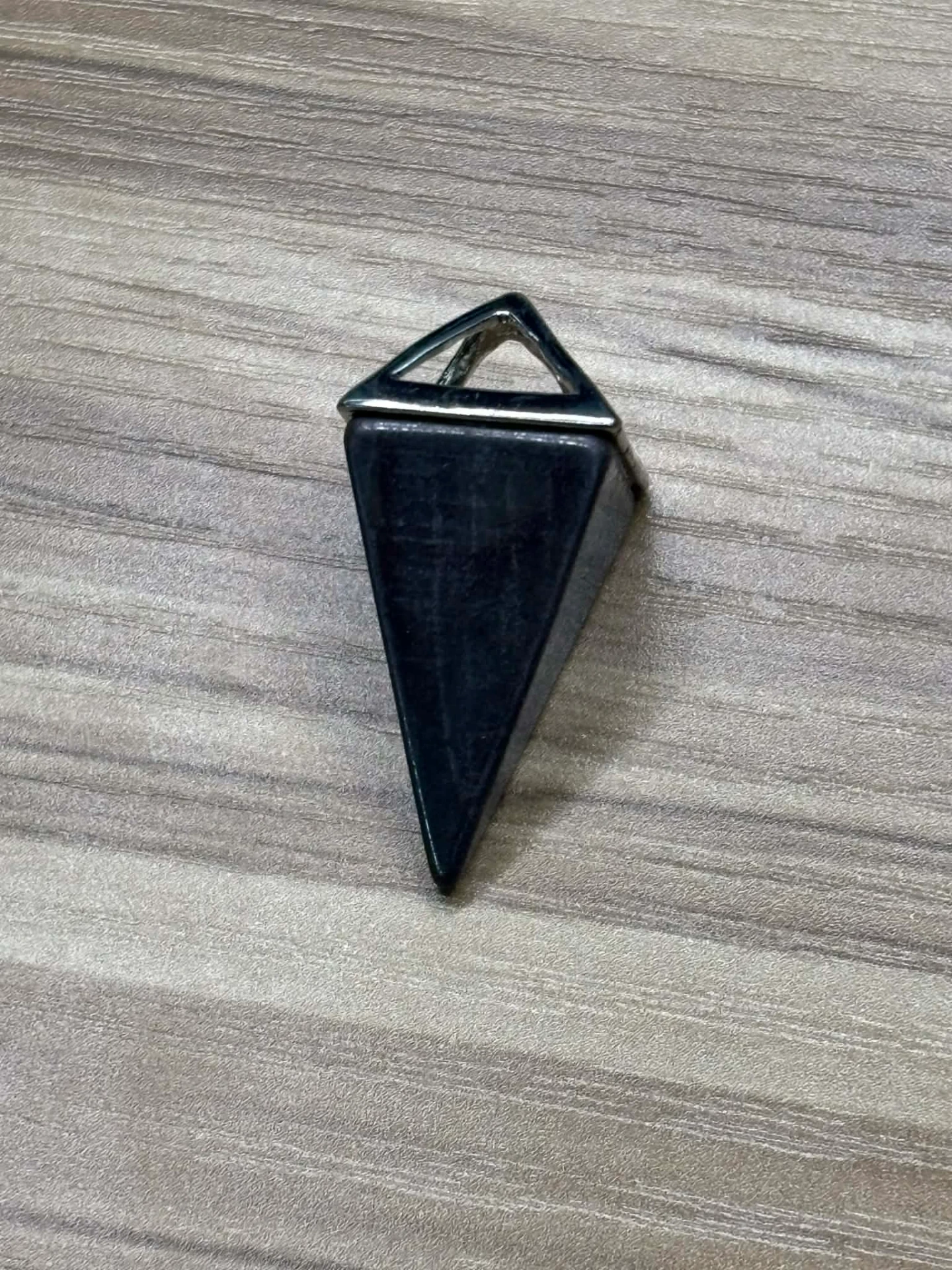 Pendentif Hématite pyramide