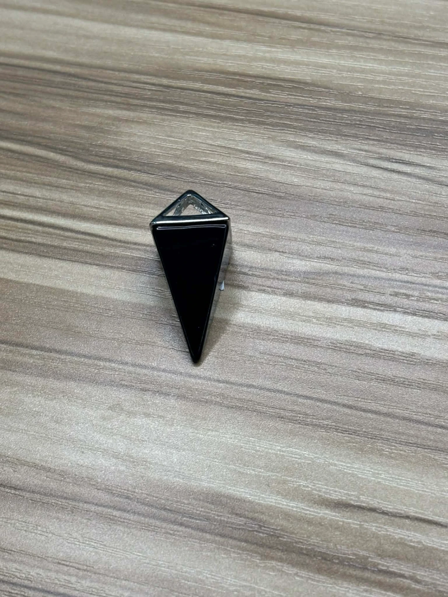 Pendentif Obsidienne Noire pyramide