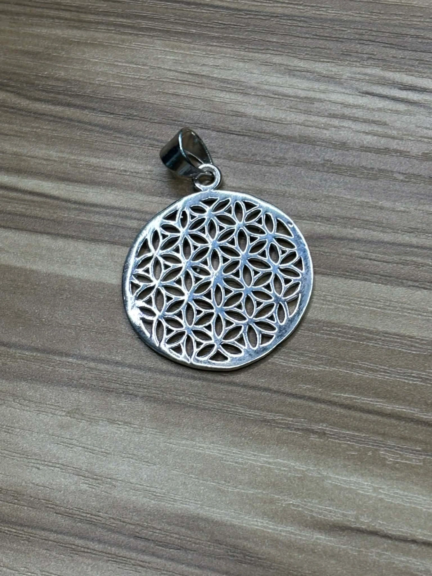 Pendentif Fleur de vie métal