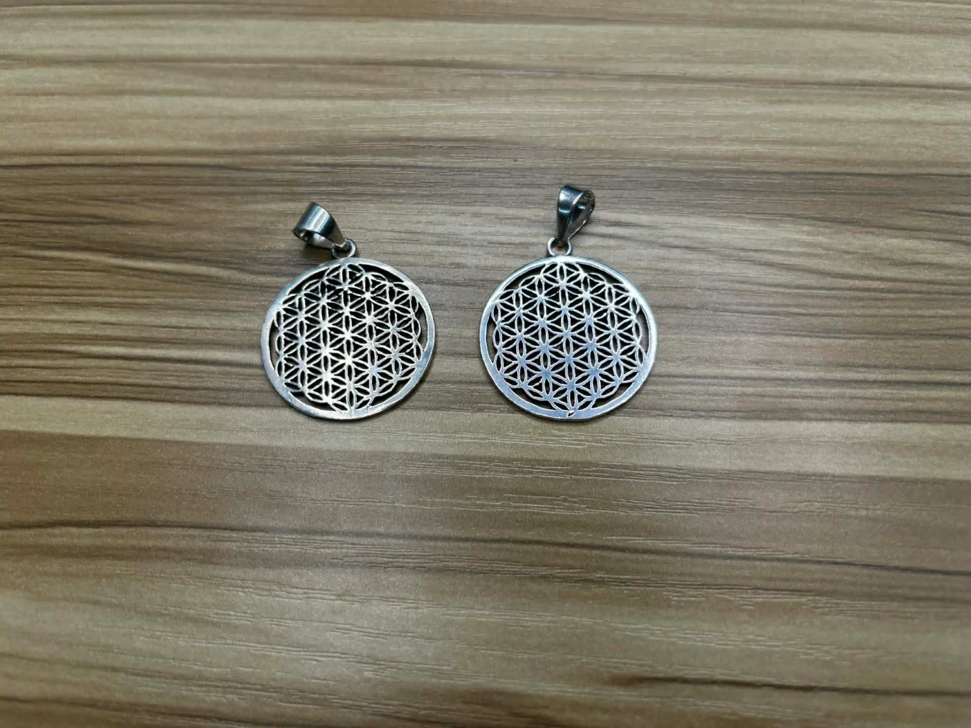 Pendentif Fleur de vie métal