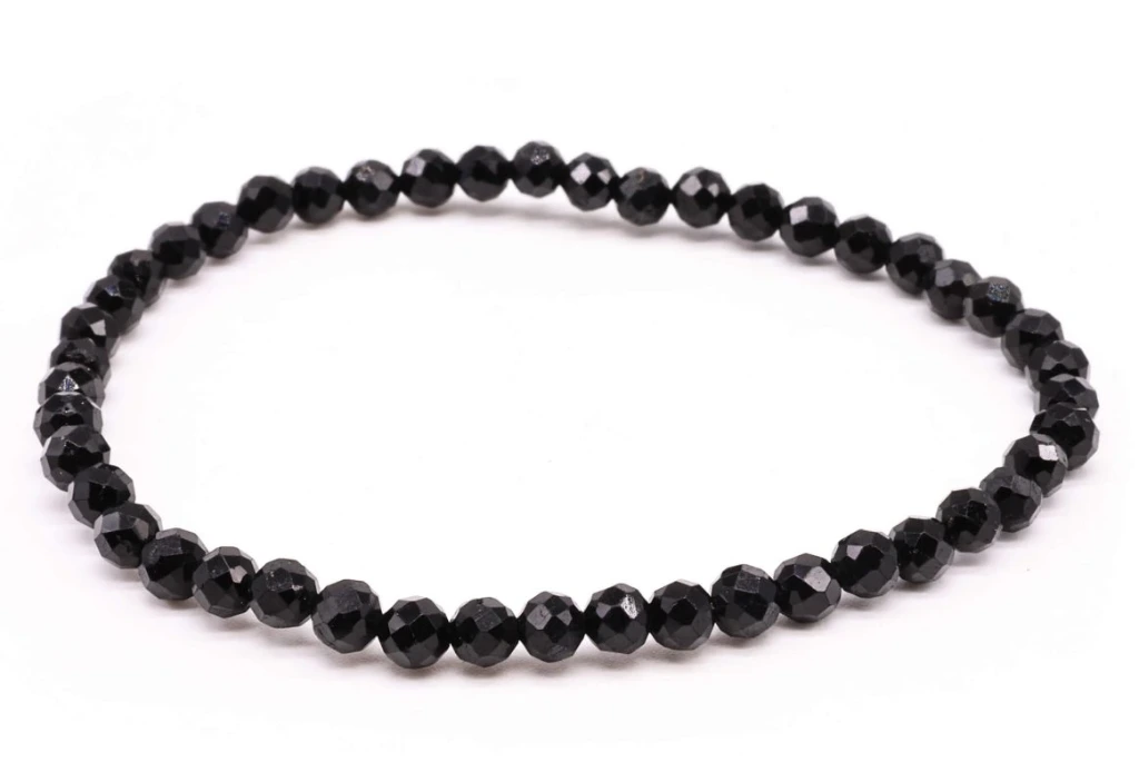 Bracelet Tourmaline Noire perles facettées 8mm