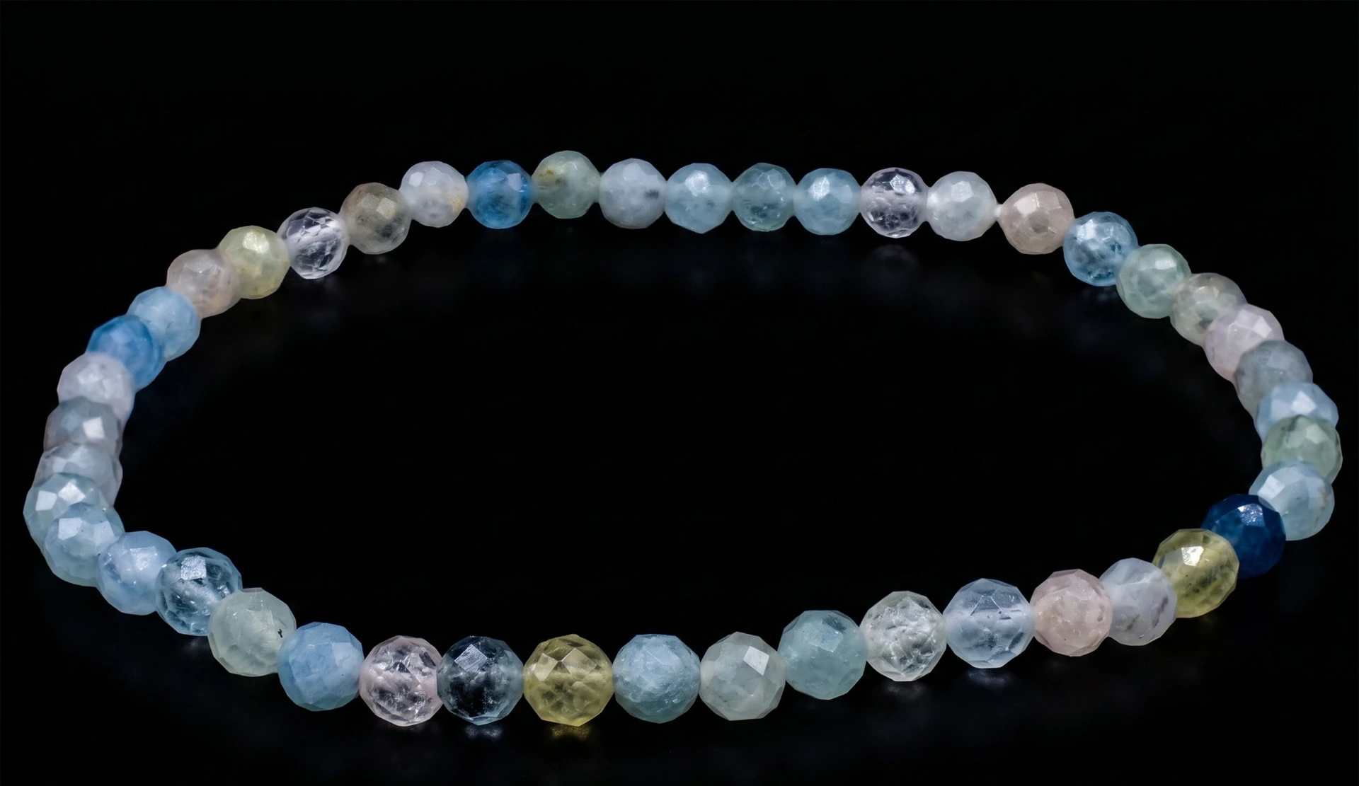 Bracelet Morganite perles facettées 4mm
