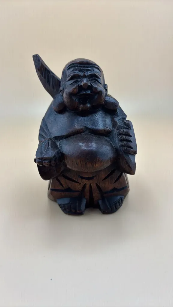 Bouddha rieur voyageur en bois
